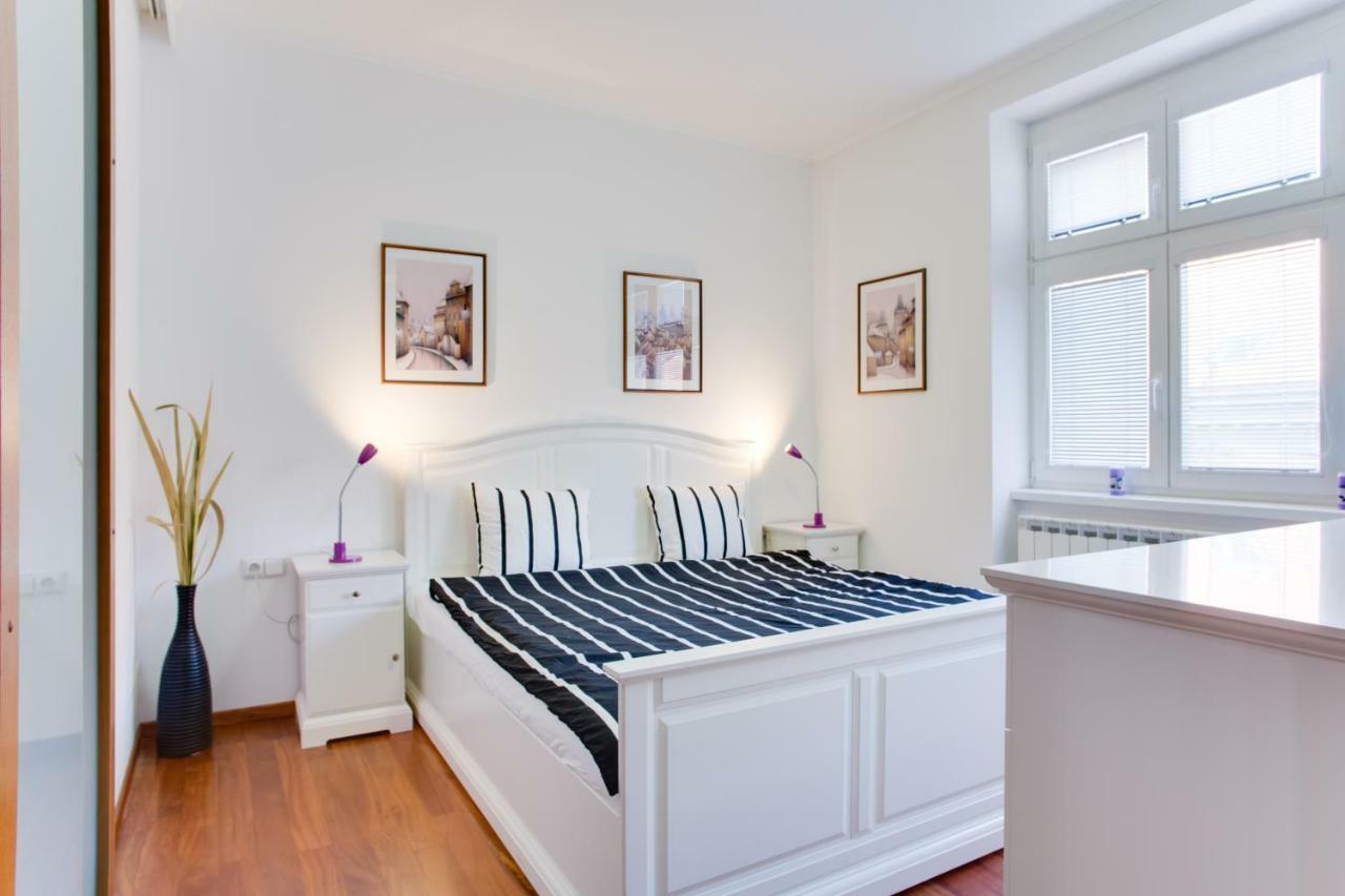 Royal Apartment Near River - Nek4Th 布拉格 外观 照片